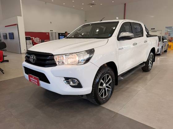 TOYOTA HILUX 2.8 STD 4X4 CD 16V DIESEL 4P MANUAL TOYOTA HILUX 2.8 STD 4X4 CD 16V DIESEL 4P MANUAL